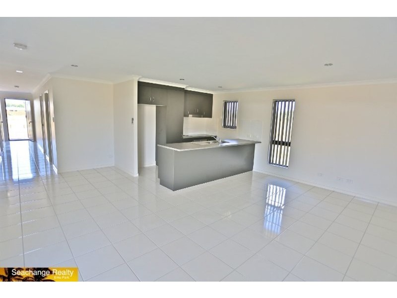 12 Beachside Circuit, Mulambin QLD 4703
