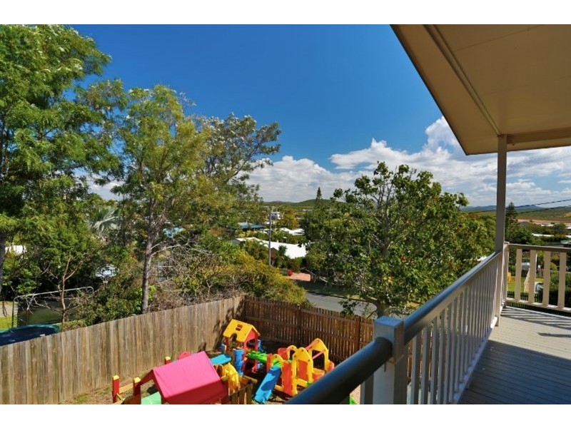 1 Larnach Street, Emu Park QLD 4710
