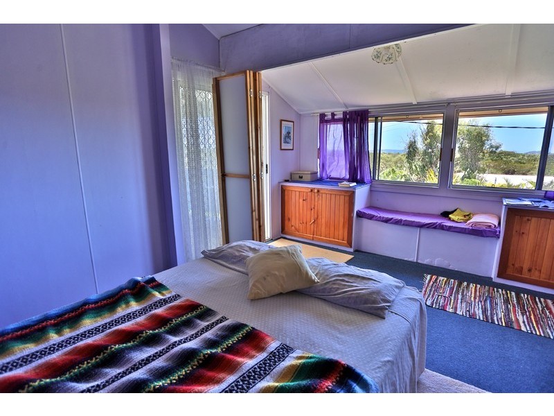2 LARGE Street, Emu Park QLD 4710