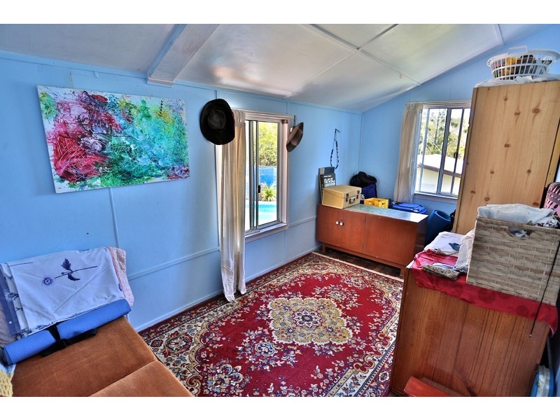 2 LARGE Street, Emu Park QLD 4710