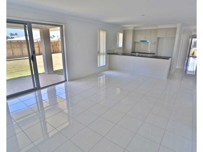 2 Aqua Lane, Mulambin QLD 4703