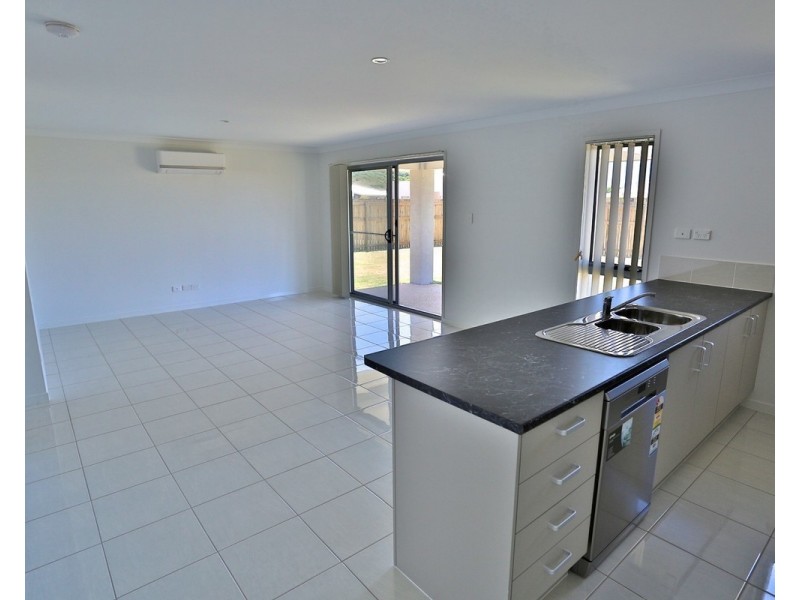 2 Aqua Lane, Mulambin QLD 4703