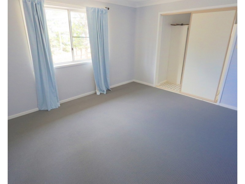 4 Keppel Street, Emu Park QLD 4710