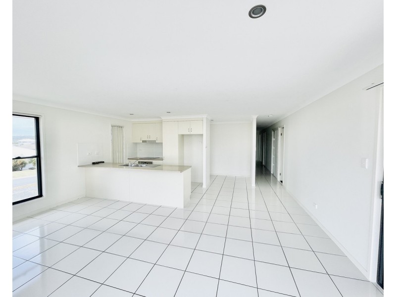 19 Falcon Crest, Zilzie QLD 4710