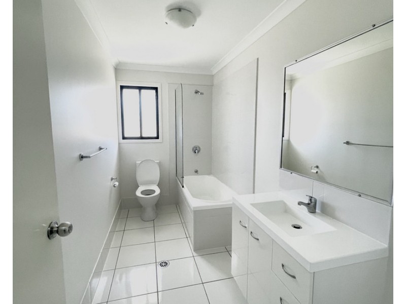 19 Falcon Crest, Zilzie QLD 4710