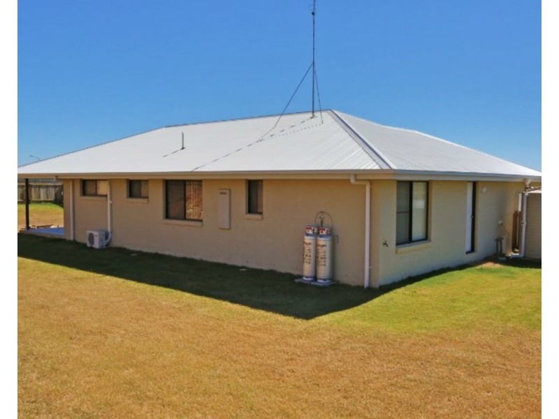 19 Falcon Crest, Zilzie QLD 4710