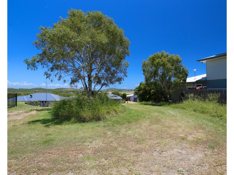 8 Hideaway Road, Zilzie QLD 4710