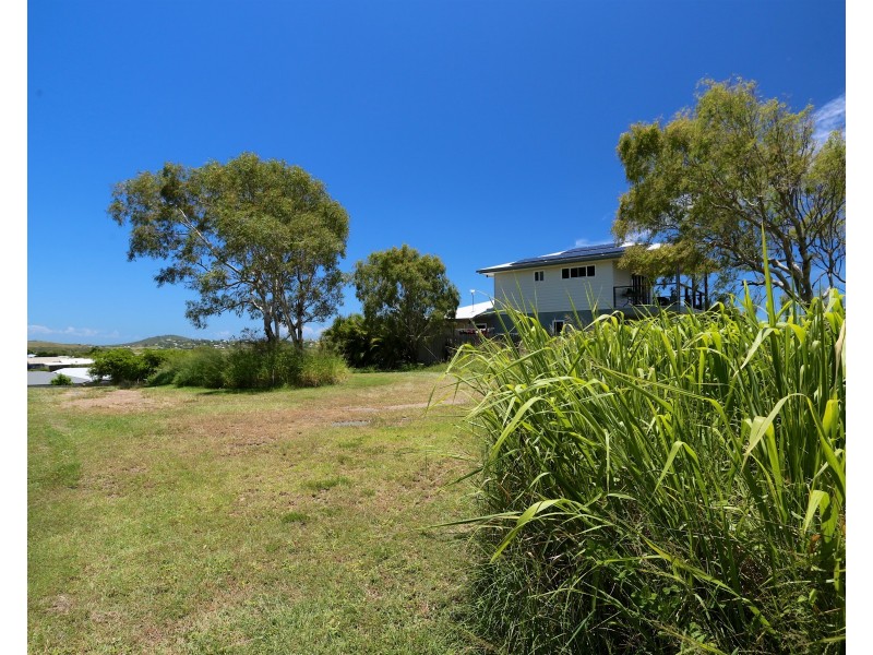 8 Hideaway Road, Zilzie QLD 4710