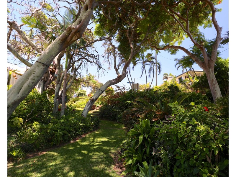 8 Hideaway Road, Zilzie QLD 4710