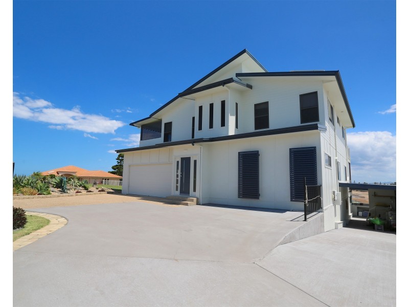 92 Larnach Street, Zilzie QLD 4710