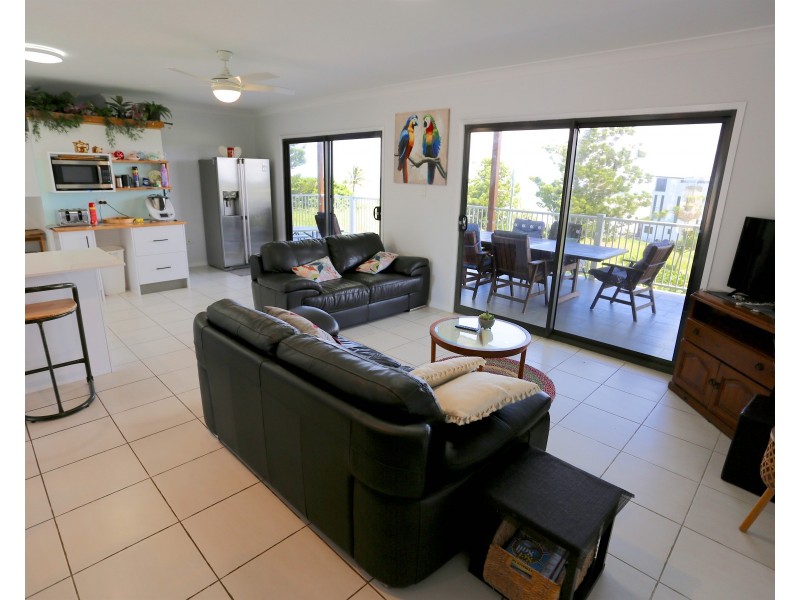 92 Larnach Street, Zilzie QLD 4710
