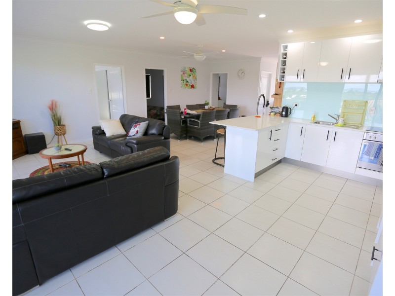 92 Larnach Street, Zilzie QLD 4710