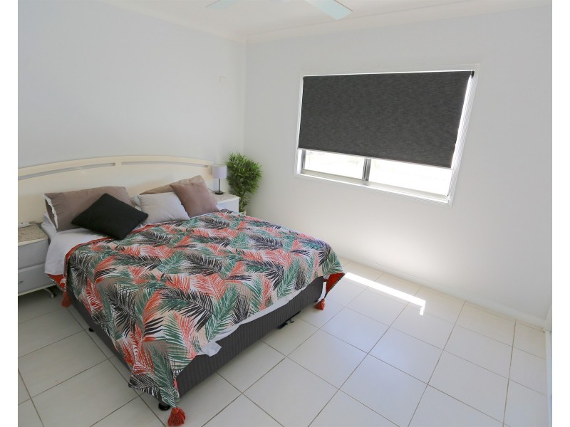 92 Larnach Street, Zilzie QLD 4710