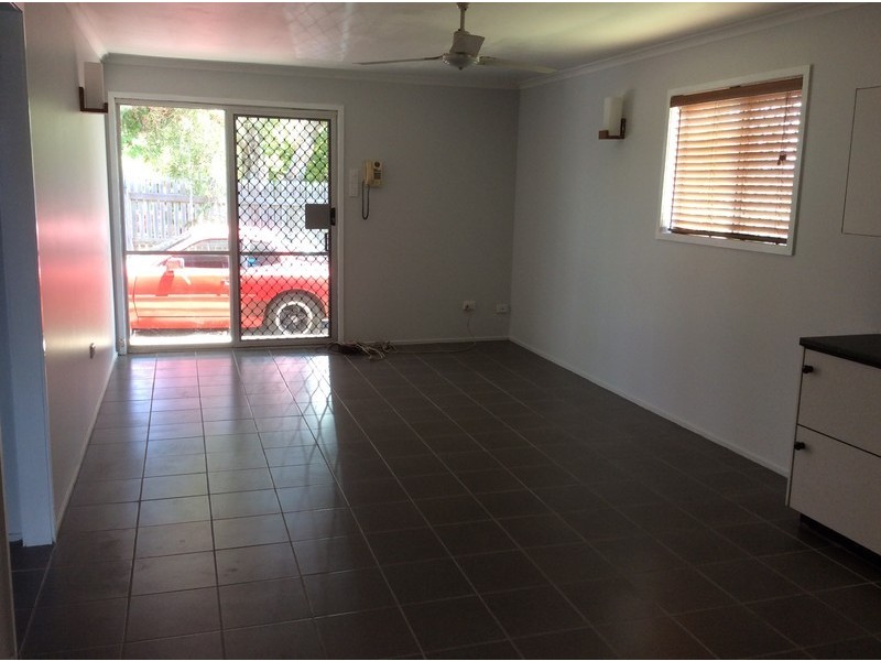 1/103 Hartley Street, Emu Park QLD 4710