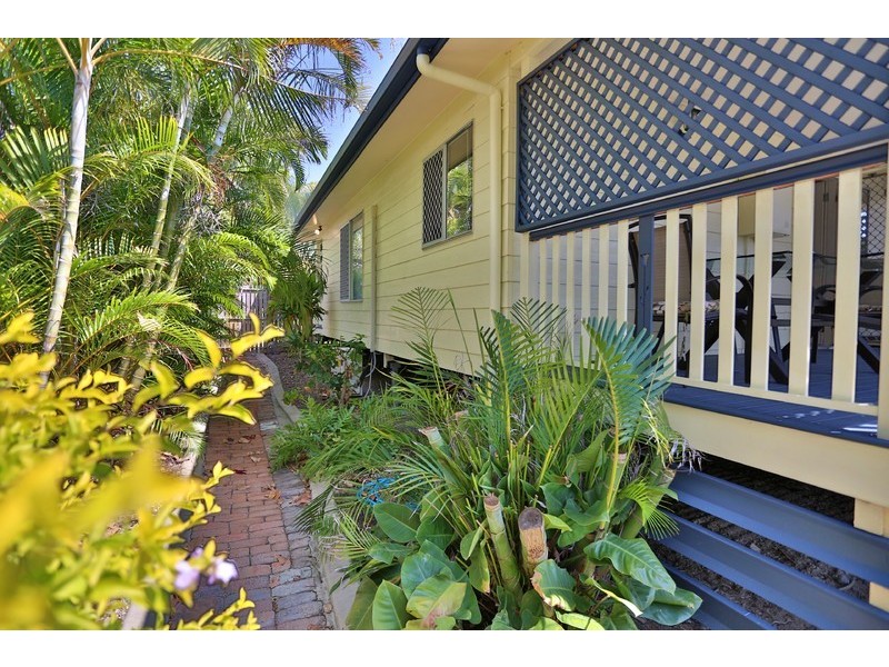 14 Philip Street, Emu Park QLD 4710