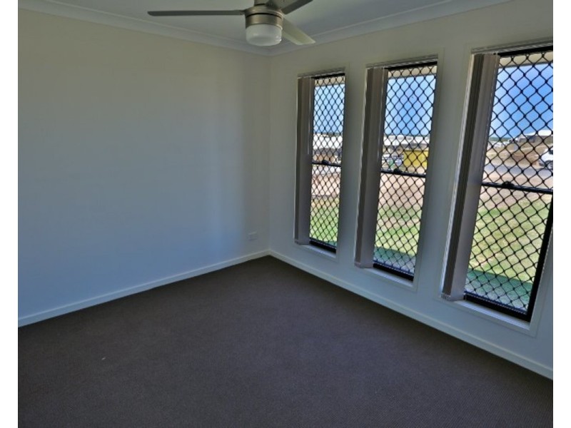 34 Falcon Crest, Zilzie QLD 4710
