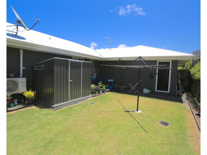 71 Cocoanut Point Drive, Zilzie QLD 4710