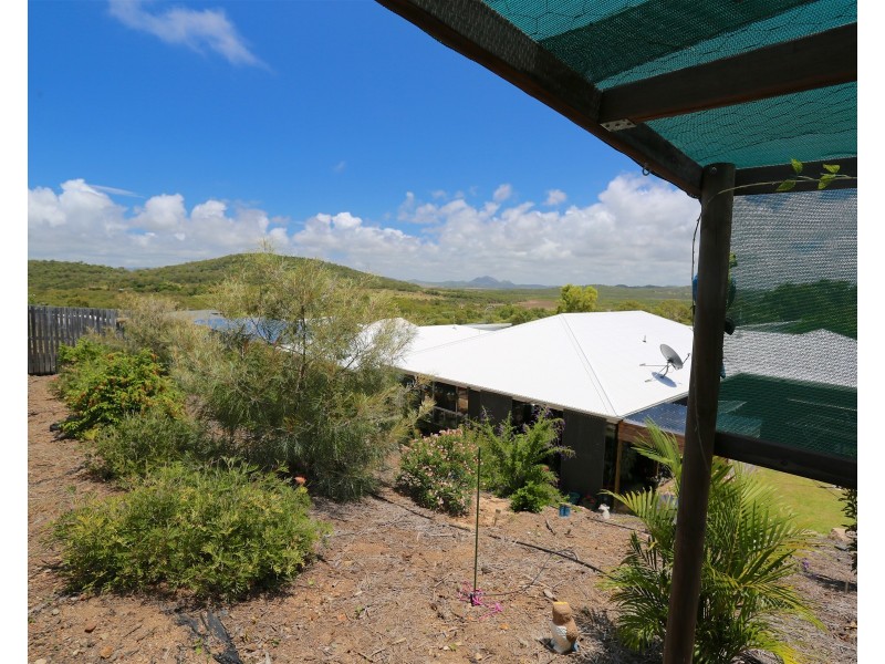 71 Cocoanut Point Drive, Zilzie QLD 4710