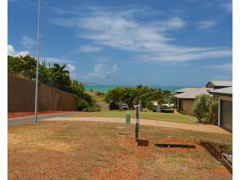 18 Livistonia Crescent, Emu Park QLD 4710