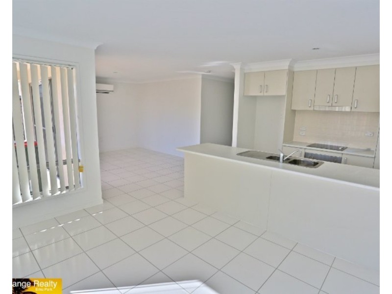 8 Waterpark Drive, Mulambin QLD 4703