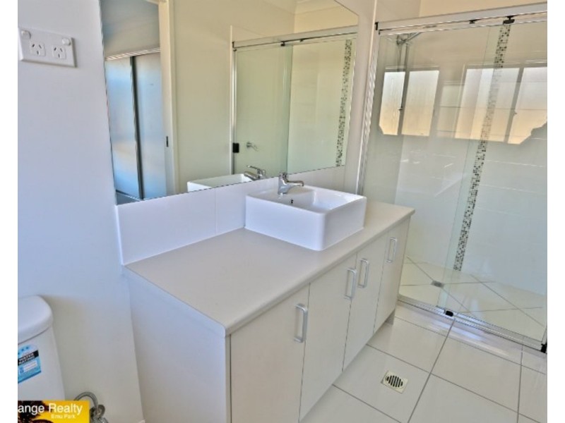 8 Waterpark Drive, Mulambin QLD 4703