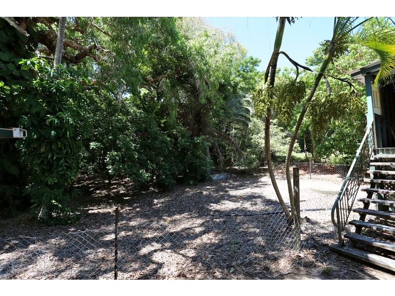 16 Oak Street, Emu Park QLD 4710