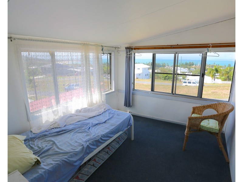 16 Bright Street, Emu Park QLD 4710