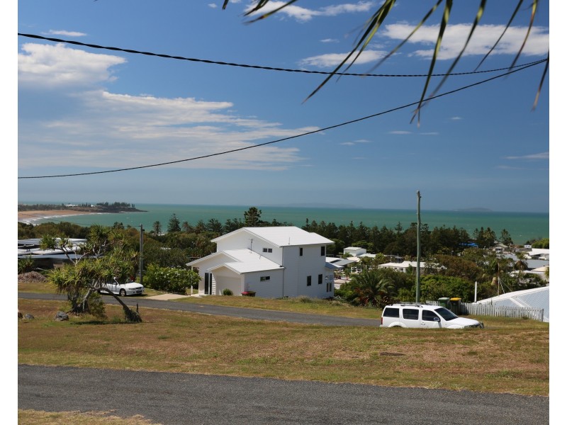 16 Bright Street, Emu Park QLD 4710