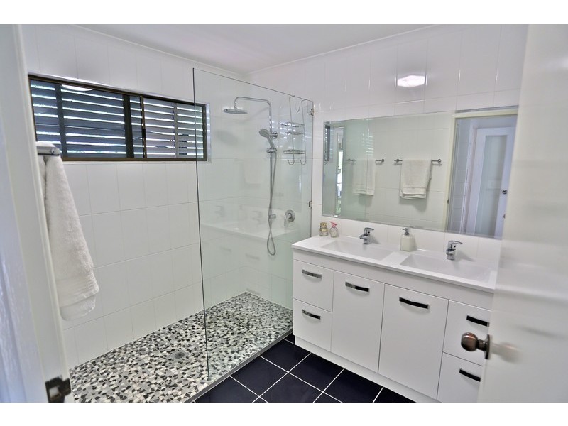 7 Connor Street, Emu Park QLD 4710