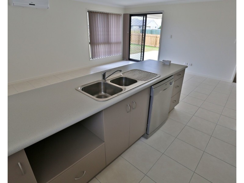 22 Timbers Beach Road, Zilzie QLD 4710
