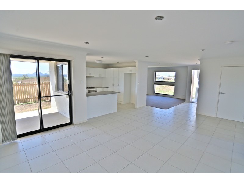 46 Falcon Crest, Zilzie QLD 4710