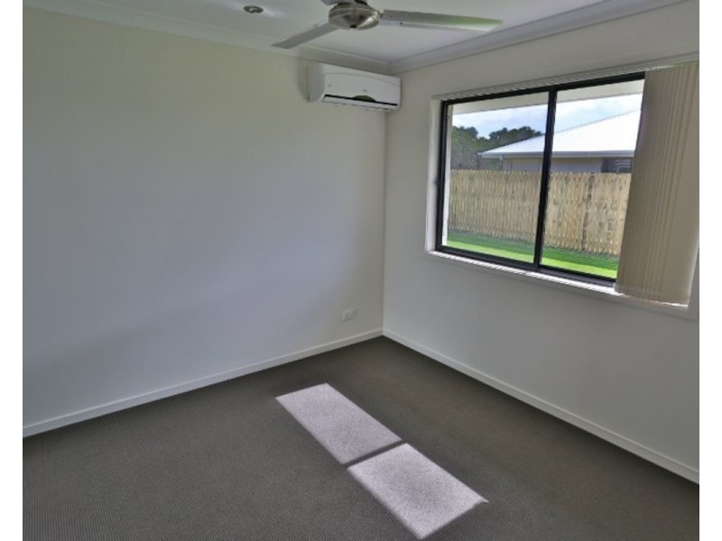 30 Beachside Circuit, Mulambin QLD 4703