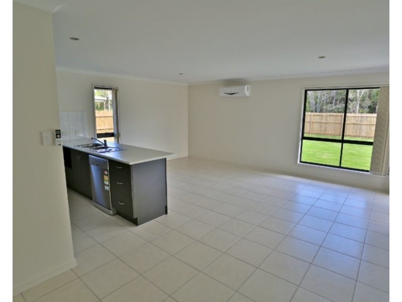 30 Beachside Circuit, Mulambin QLD 4703