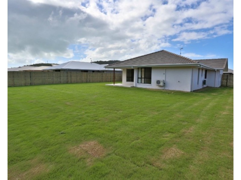 30 Beachside Circuit, Mulambin QLD 4703