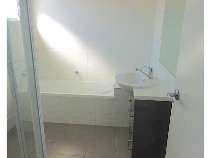8/47 McDonald Flat Road, Clermont QLD 4721