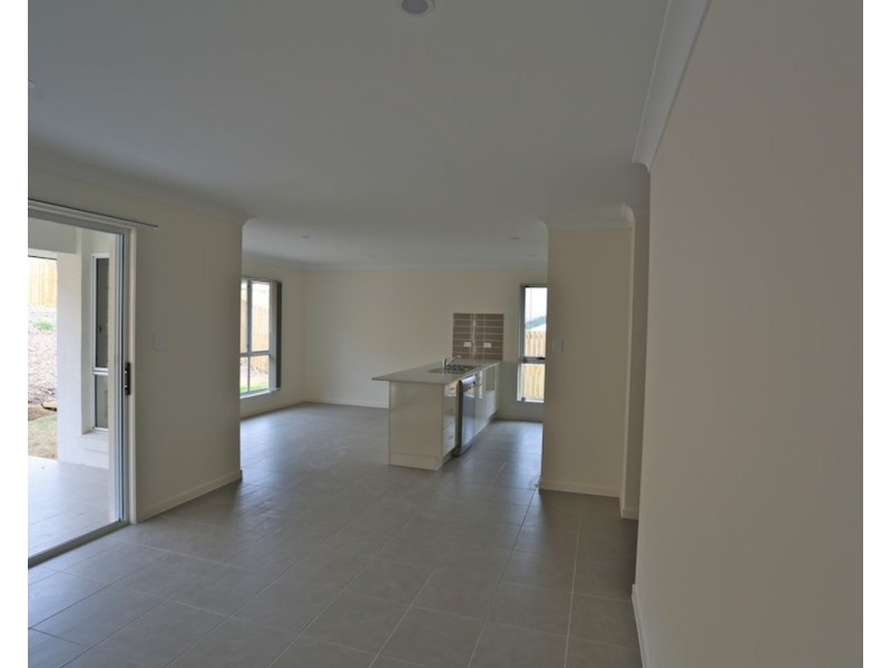 69 Cocoanut Point Drive, Zilzie QLD 4710