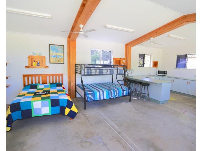 22 Catherine Avenue, Inverness QLD 4703