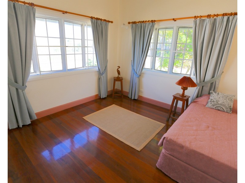 80-82 Archer Street, Emu Park QLD 4710