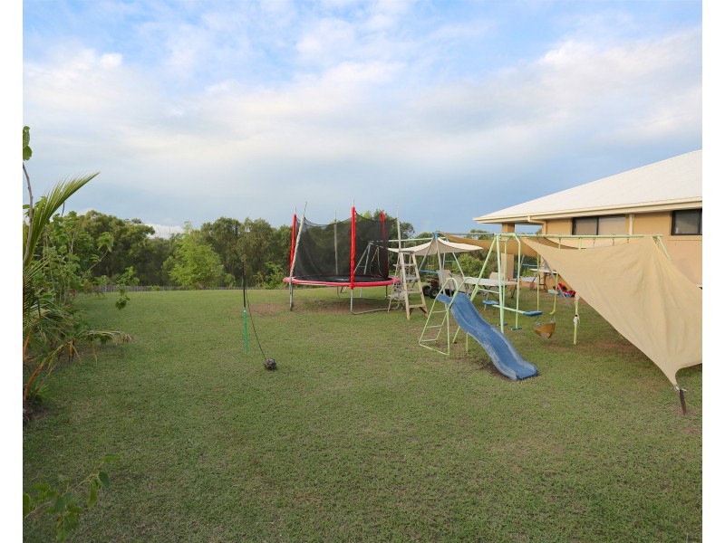 14 The Ridge Way, Zilzie QLD 4710