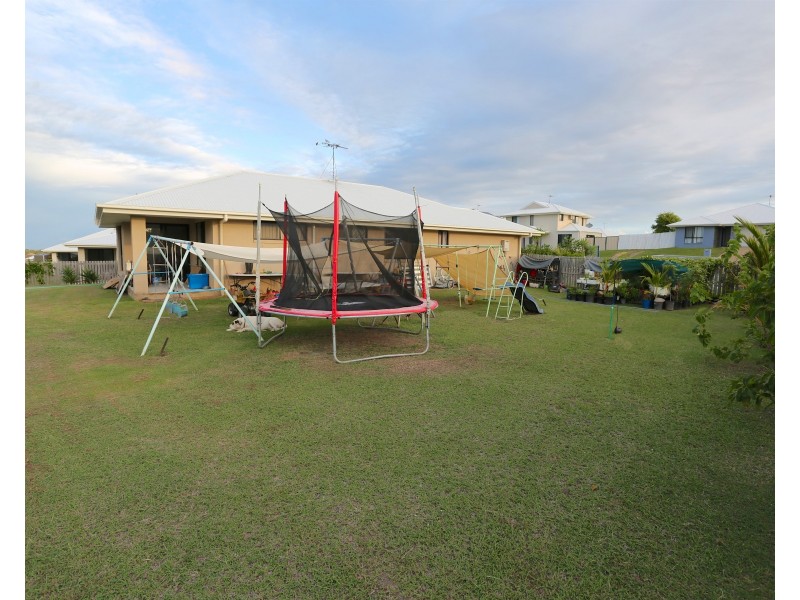 14 The Ridge Way, Zilzie QLD 4710