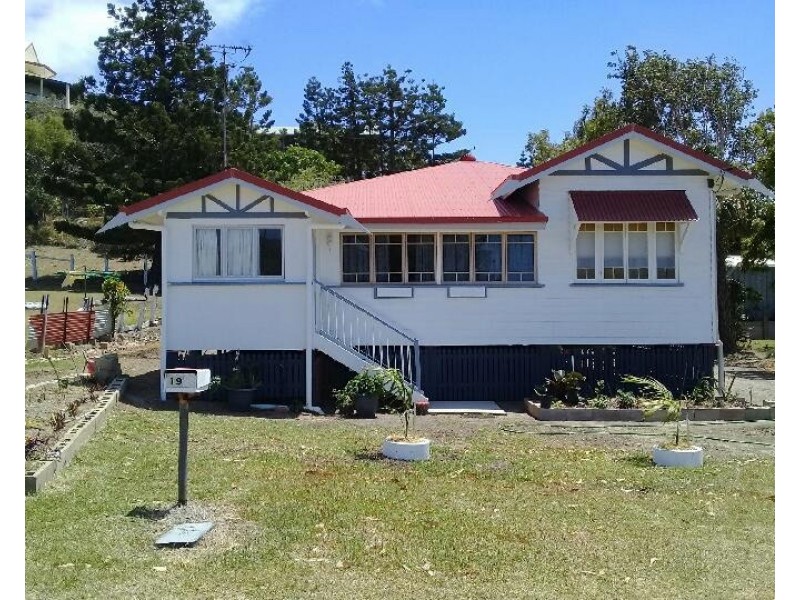 19 Phillip Street, Emu Park QLD 4710