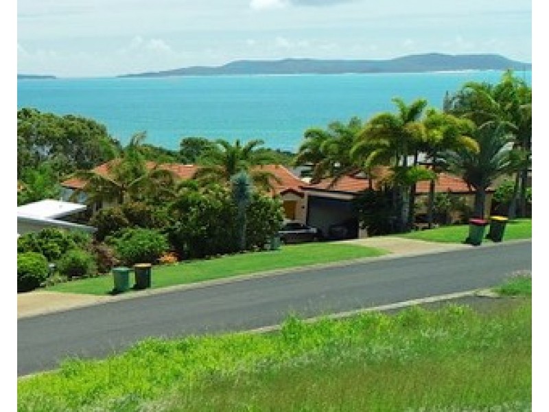 16 Paradise Way, Emu Park QLD 4710