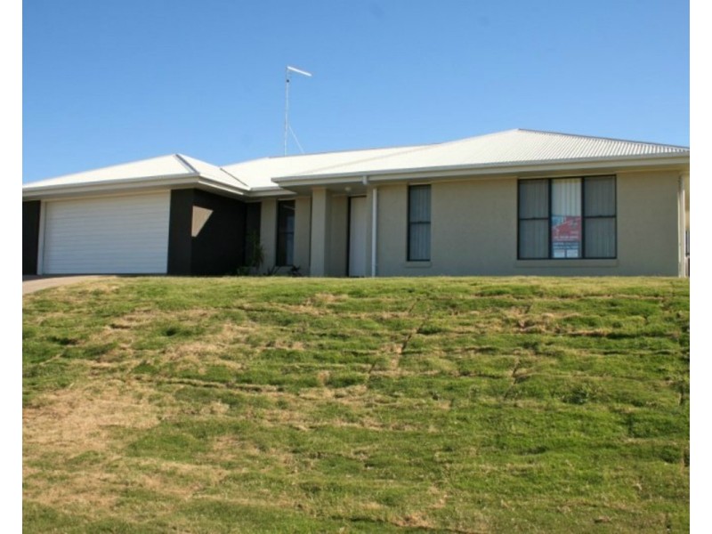 19 Falcon Crest, Zilzie QLD 4710