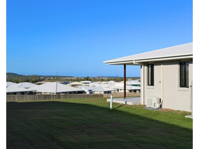 35 Falcon Crest, Zilzie QLD 4710