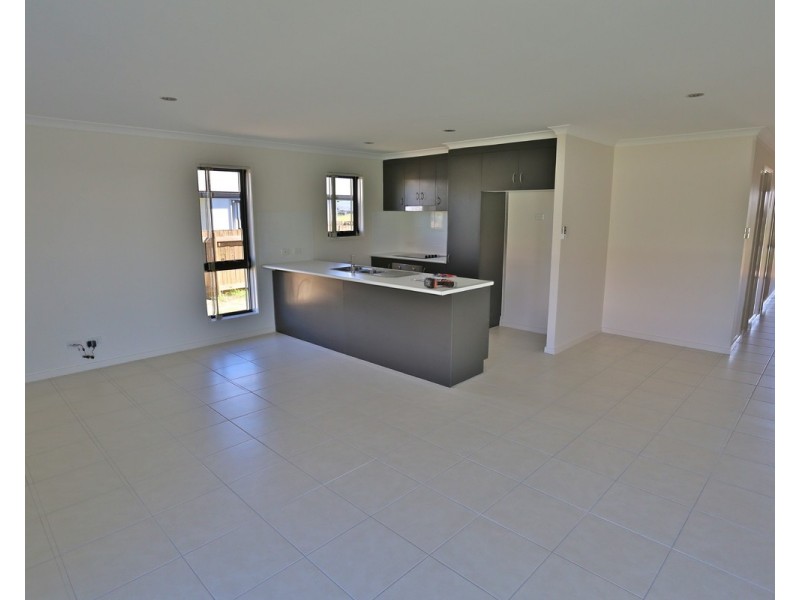 65 Monaco Drive, Zilzie QLD 4710