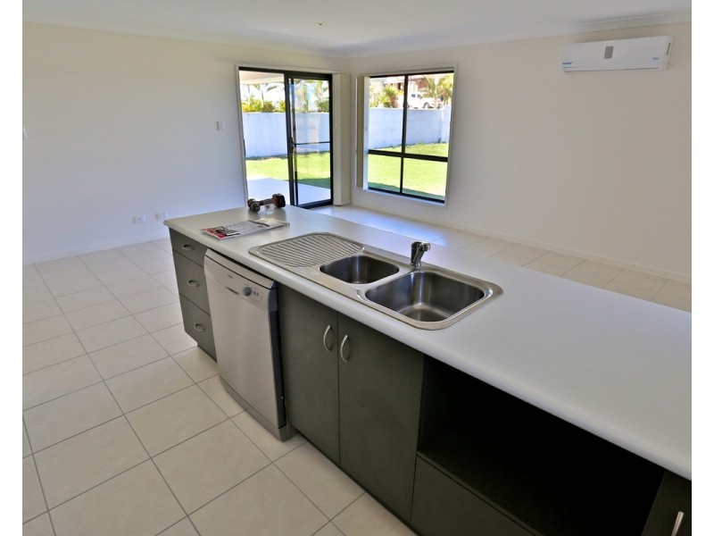 65 Monaco Drive, Zilzie QLD 4710