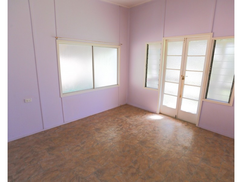 20 Meadow Street, Keppel Sands QLD 4702