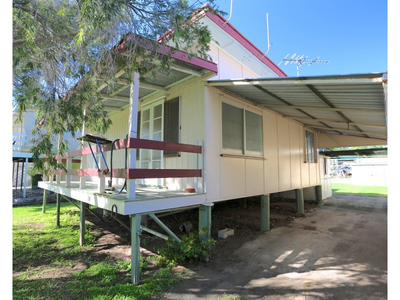 20 Meadow Street, Keppel Sands QLD 4702