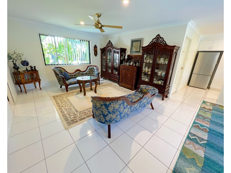 5 Cocoanut Point Drive, Zilzie QLD 4710