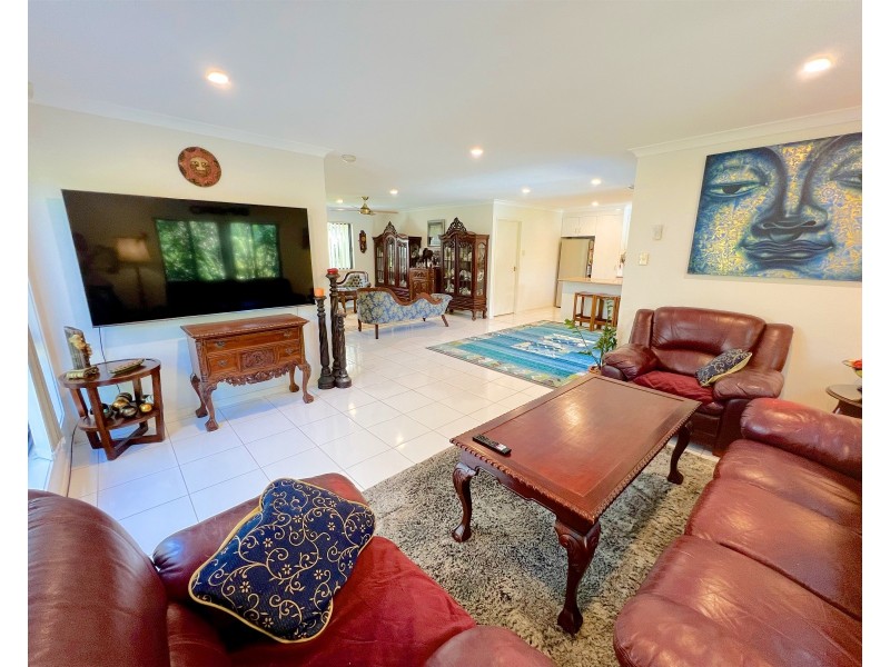 5 Cocoanut Point Drive, Zilzie QLD 4710